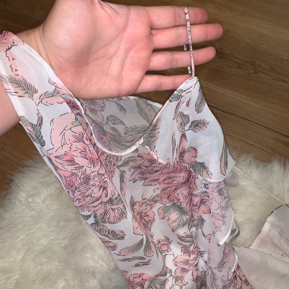 Floral Romper - Picture 7 of 7